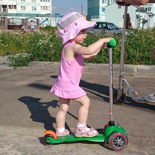 Самокат Mini Micro Green Самокат Mini Micro Green