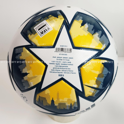 Футбольный мяч Adidas UCL League St.P H57820